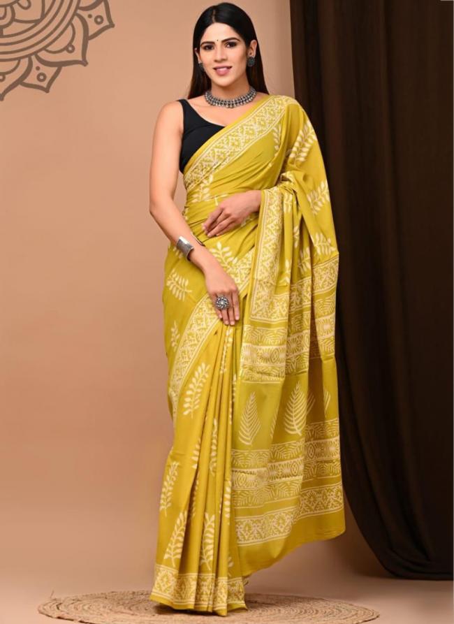 Cotton Mul Mul Yellow Casual Wear Printed Saree